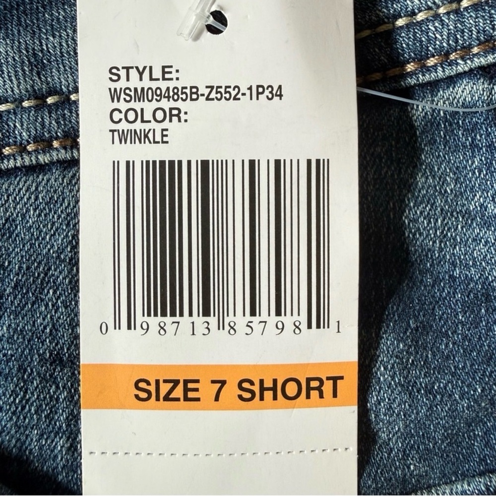 WALLFLOWER 🌸 Luscious Curvy Fit Bootcut Jeans | Size 7 Short | NWT ✨ - Picture 9 of 14